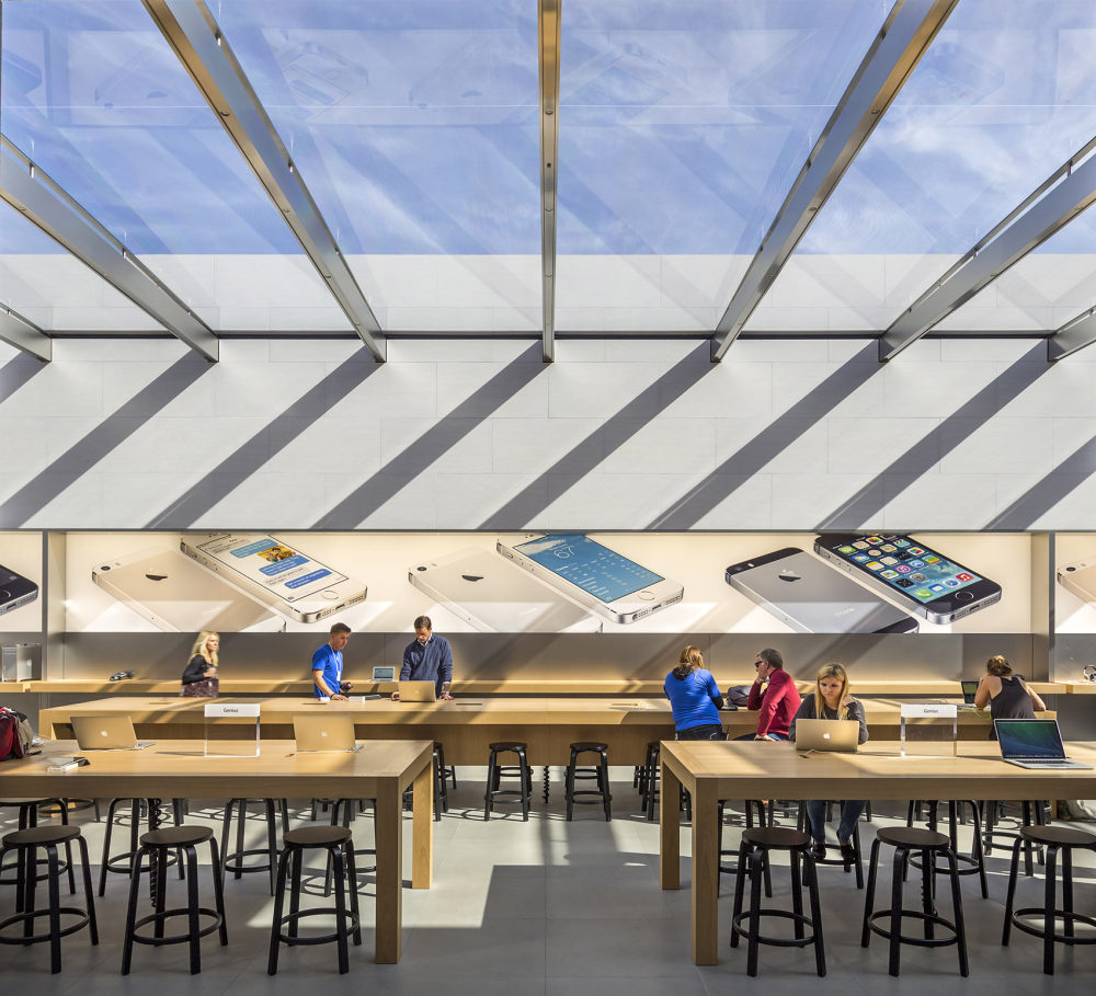 Apple-Storeby-Bohlin-Cywinksi-Jackson_7.jpg