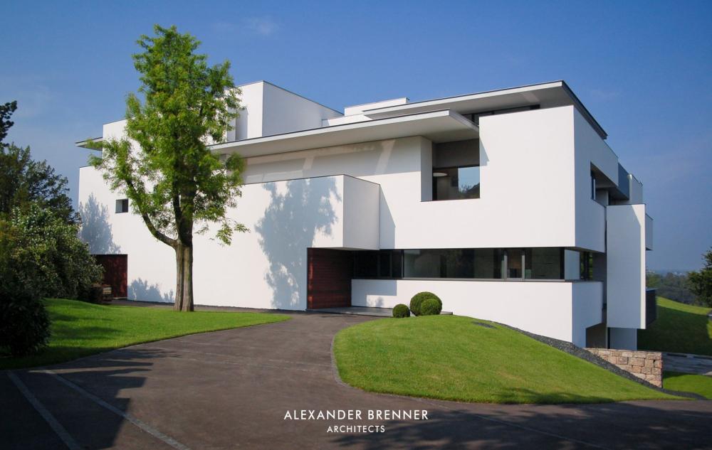 Villa_am_Oberen_Berg_Alexander_Brenner_Architekten09-uai-1920x1215.jpg