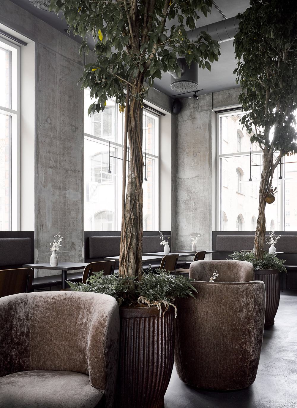 nærvær-norm-architects-interiors-restaurant-bar-copenhagen-denmark_dezeen_2364.jpg