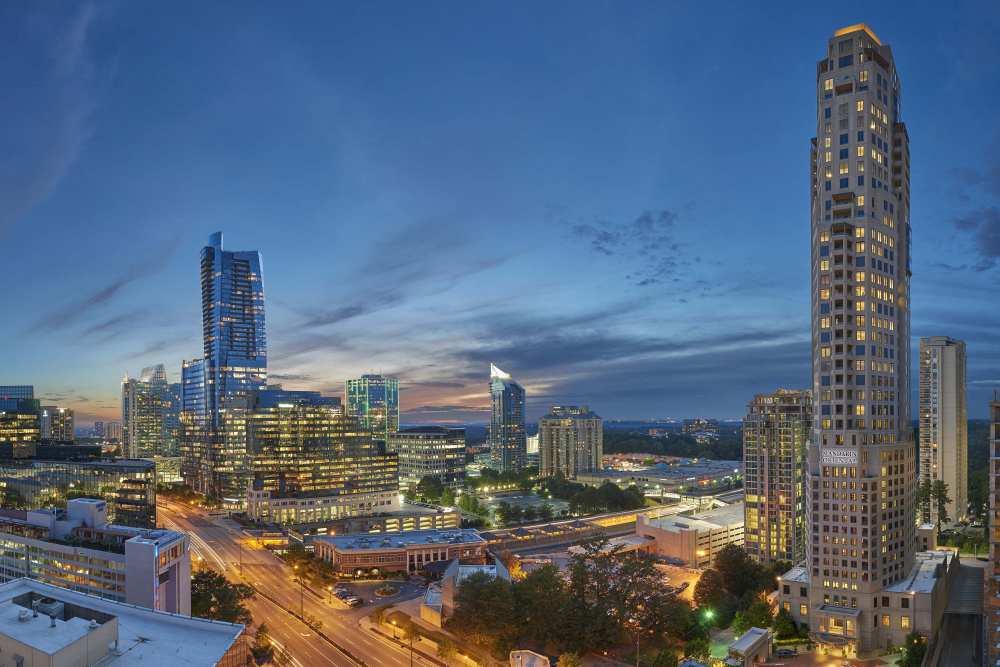 atlanta-14-hotel-exterior-panorama-02.jpg