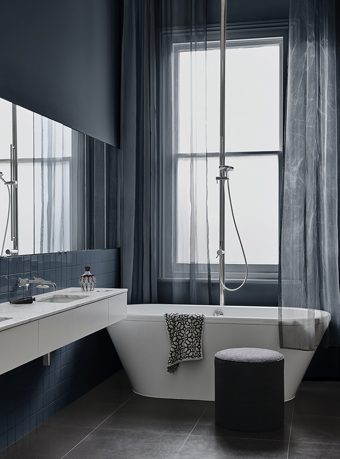 DULUX_2018_Reflect_bathroom.jpg