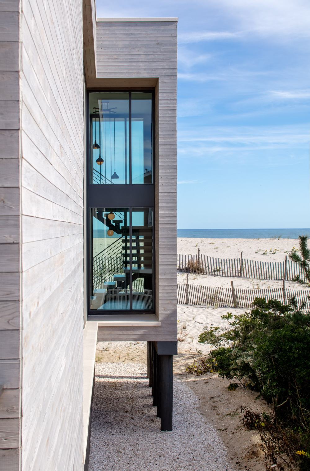 beach-haven-residence-specht-architects_dezeen_2364_col_1.jpg