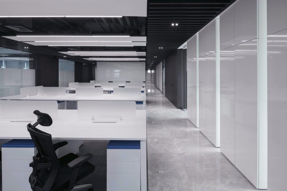 极简黑白灰，超时尚的办公空间设计！ (12).jpg