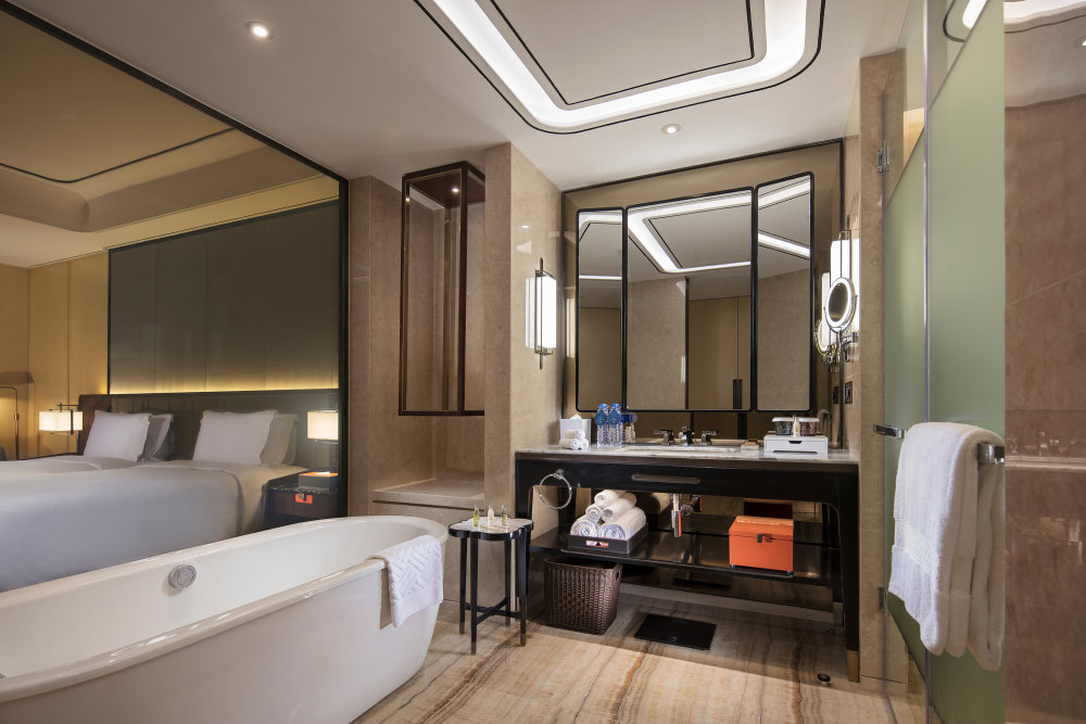 福州三迪希尔顿酒店（Hilton Fuzhou）_Hollywood-bathroom.jpg