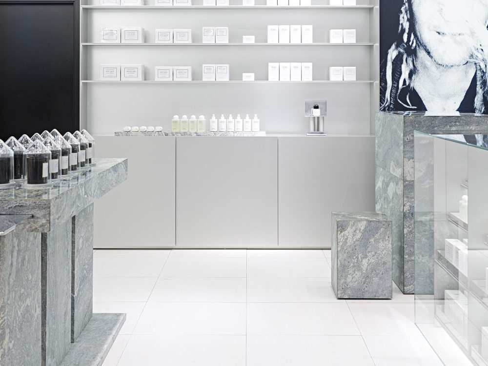 BYREDO_Ahlens_Stockholm_02.jpg