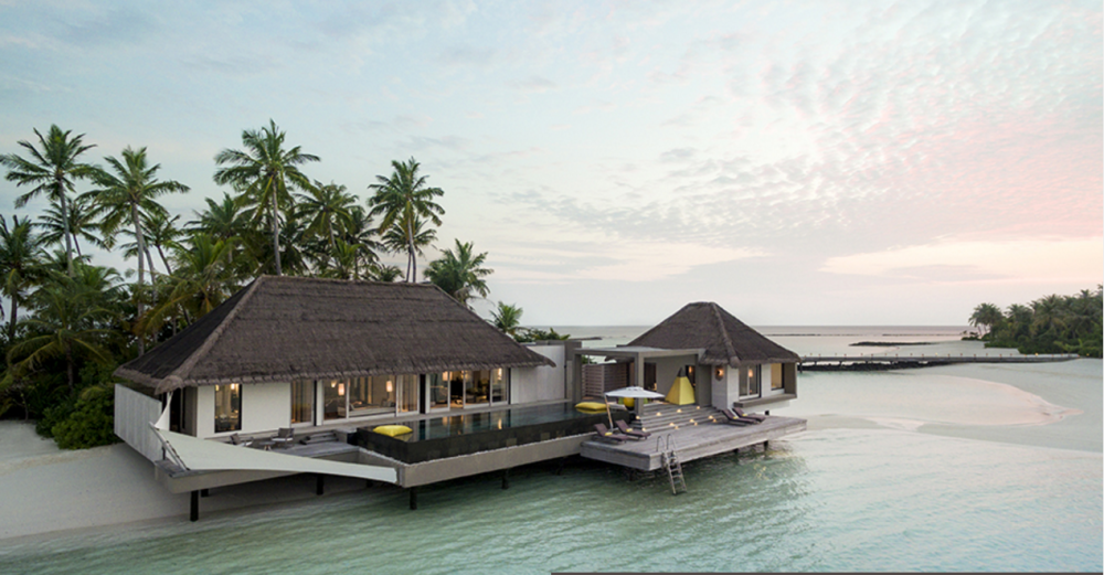 LV旗下--Cheval Blanc Randheli马尔代夫白马庄园_48、VILLAS GARDEN WATER VILLAS.png