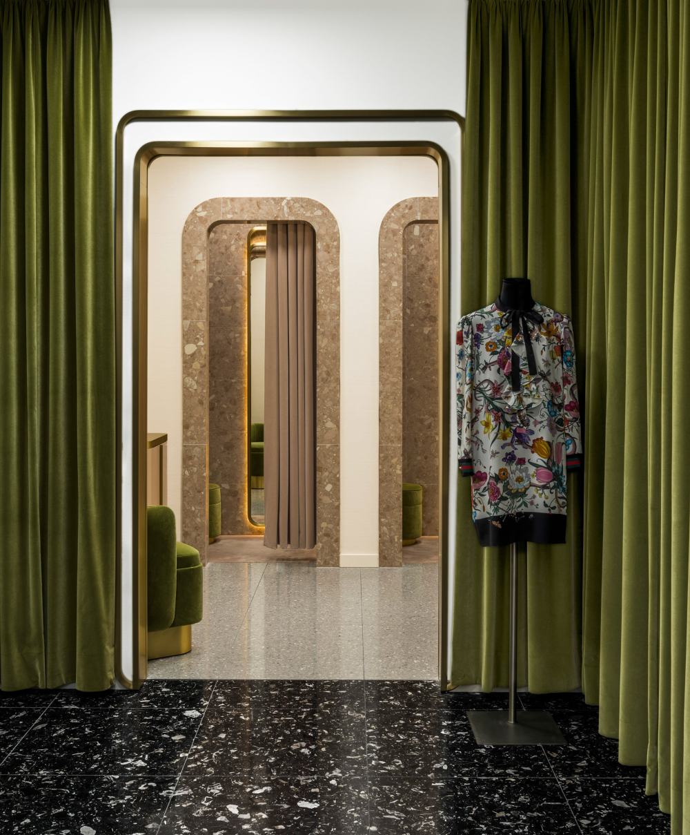 kadawe-berlin-interiors-department-store-fashion_dezeen_2364_col_4.jpg