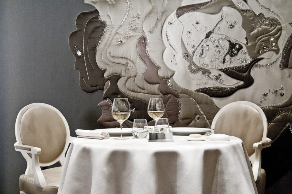 image-galerie-media_alain_ducasse_au_plaza_athenee_-_agence_jouin_manku_-_credit.jpg