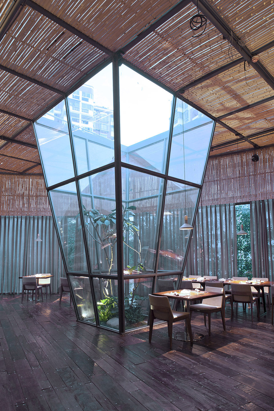 肴约餐厅，厦门 _ 方式设计机构_019-Yaoyue-Restaurant-By-Xiamen-Fancy-Design-Decoration.jpg