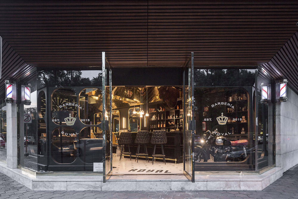 金色酷镜－墨西哥华丽理发店 华丽丽的理发店_004-Barberia-Royal-by-ROW-Studio-.jpg