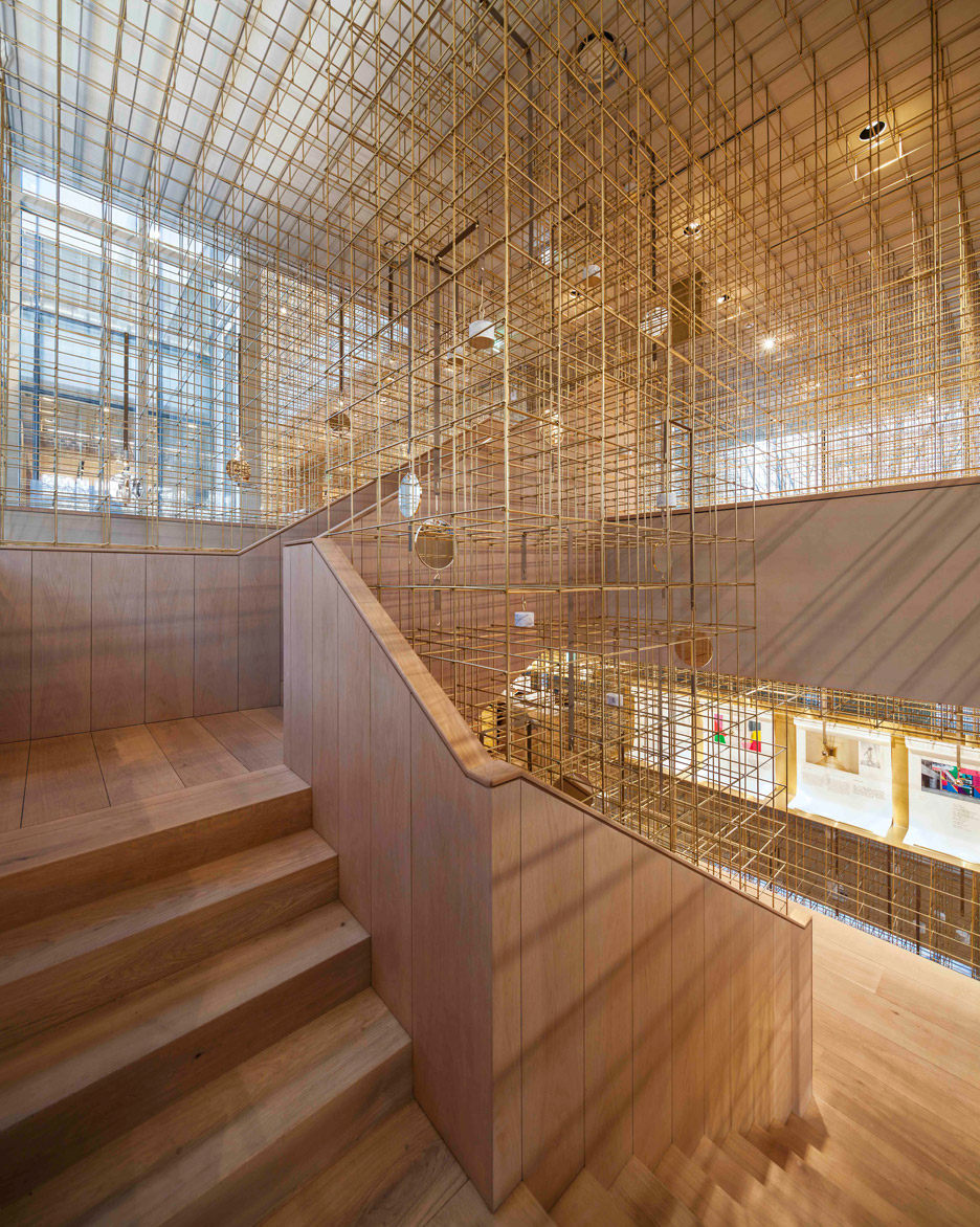 sulwhasoo-flagship-store_neri-hu_pedro-pegenaute_dezeen_936_10.jpg