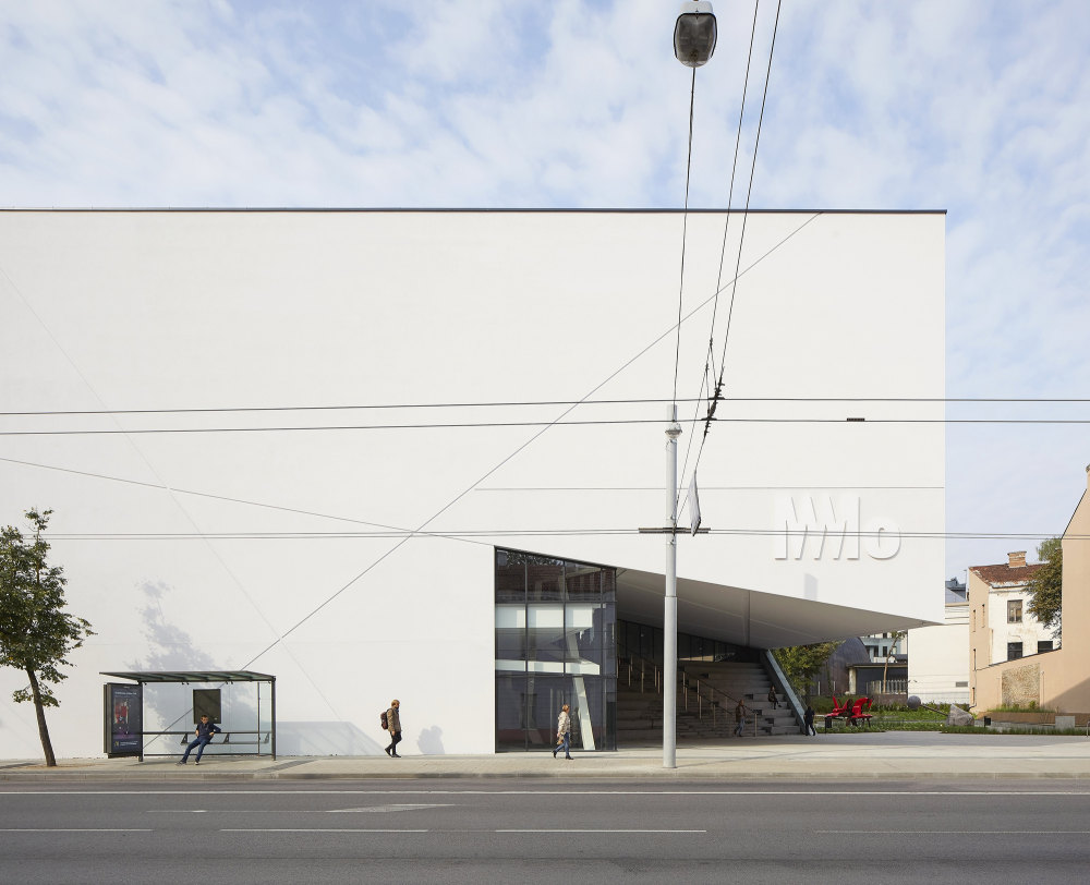 00Studio_Libeskind_MO_Museum_Vilnius_Lithuania_©Hufton_Crow_024.jpg