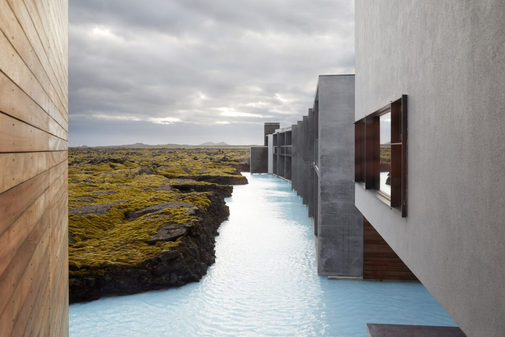 blue-lagoon-retreat-basalt-architecture-hotels-iceland_dezeen_2364_col_10.jpg