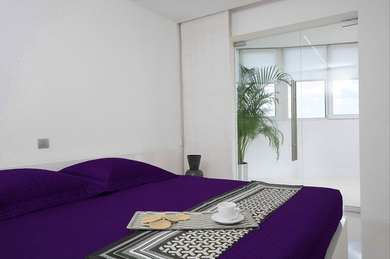 white-cube-00-800x532.jpg