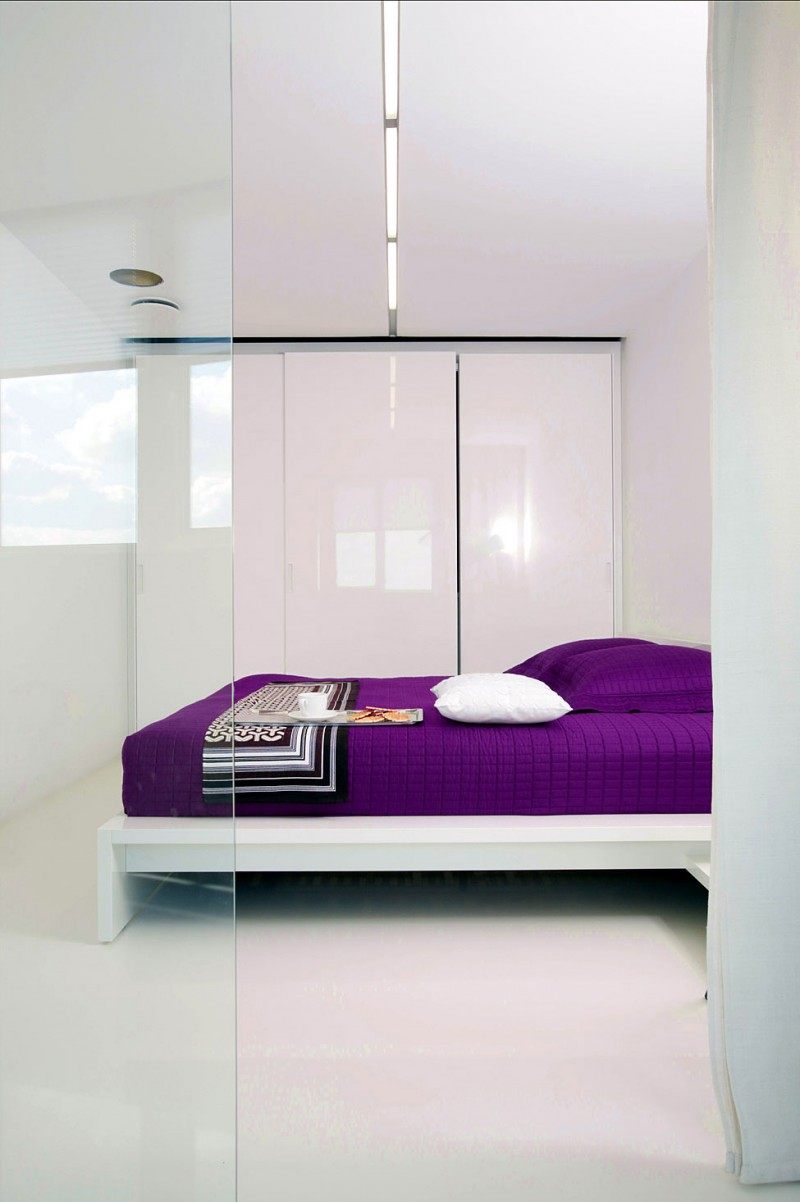 white-cube-00-800x532.jpg