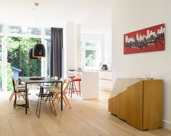 Beautifully-renovated-apartment-in-Amsterdam-by-Chris-Collaris-Design-4.jpg