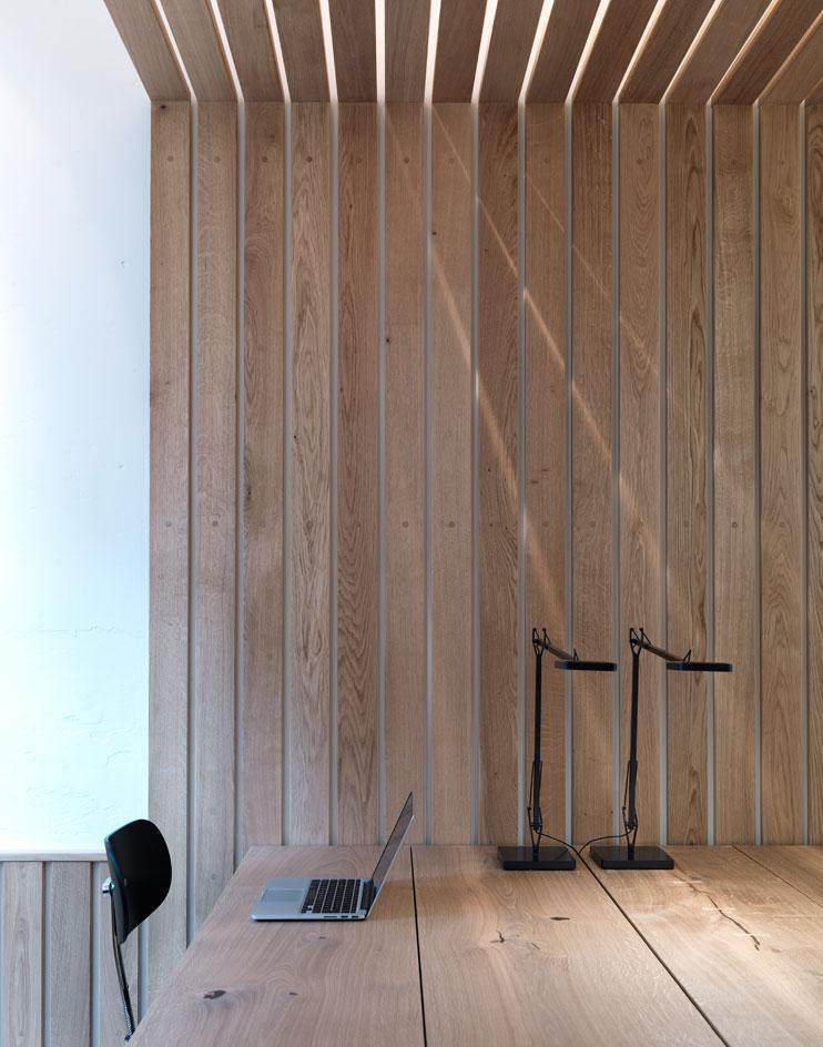 01-dinesen-showroom-oeo.jpg
