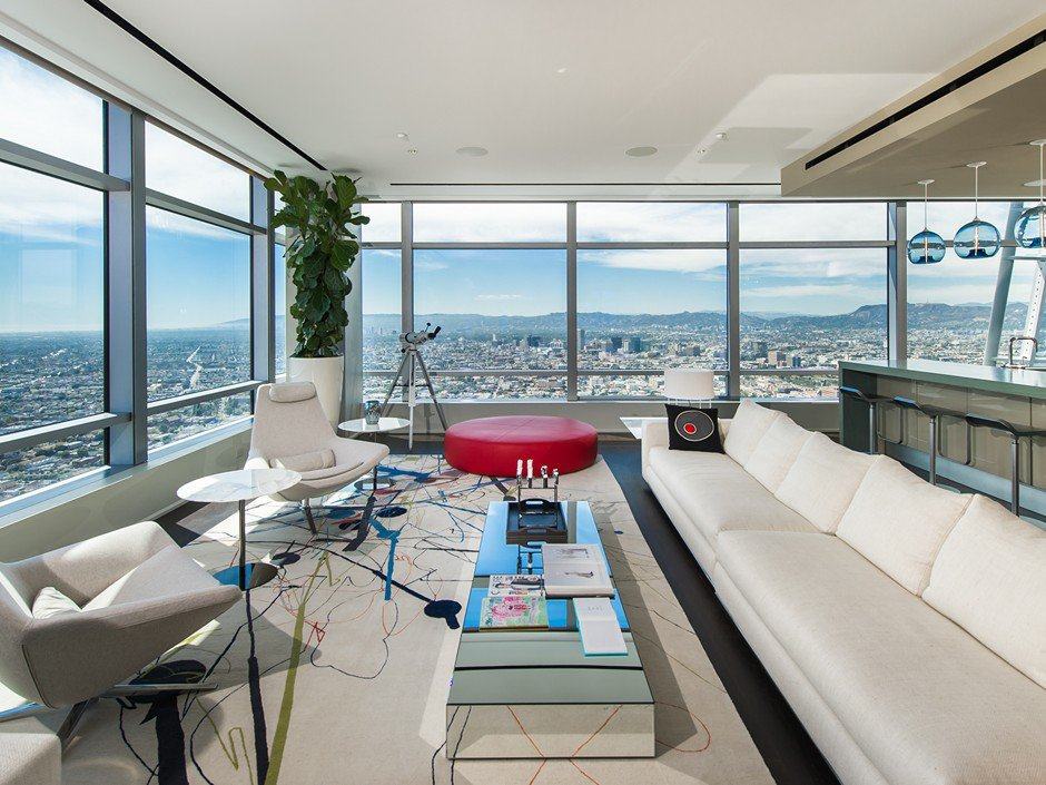 51a-duplex-penthouse-of-the-ritz-carlton-residences-in-los-angeles-01.jpg