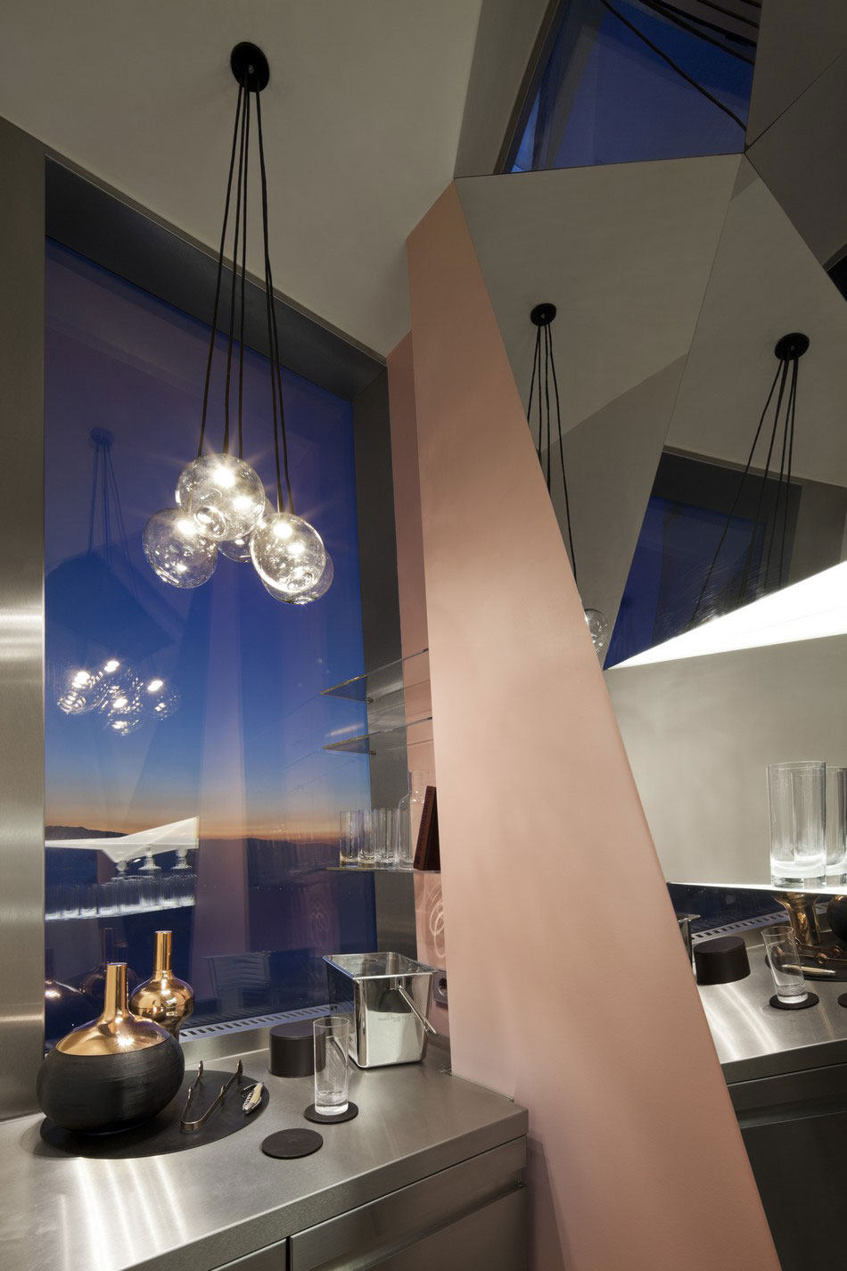 ritz-apartment-01.jpg