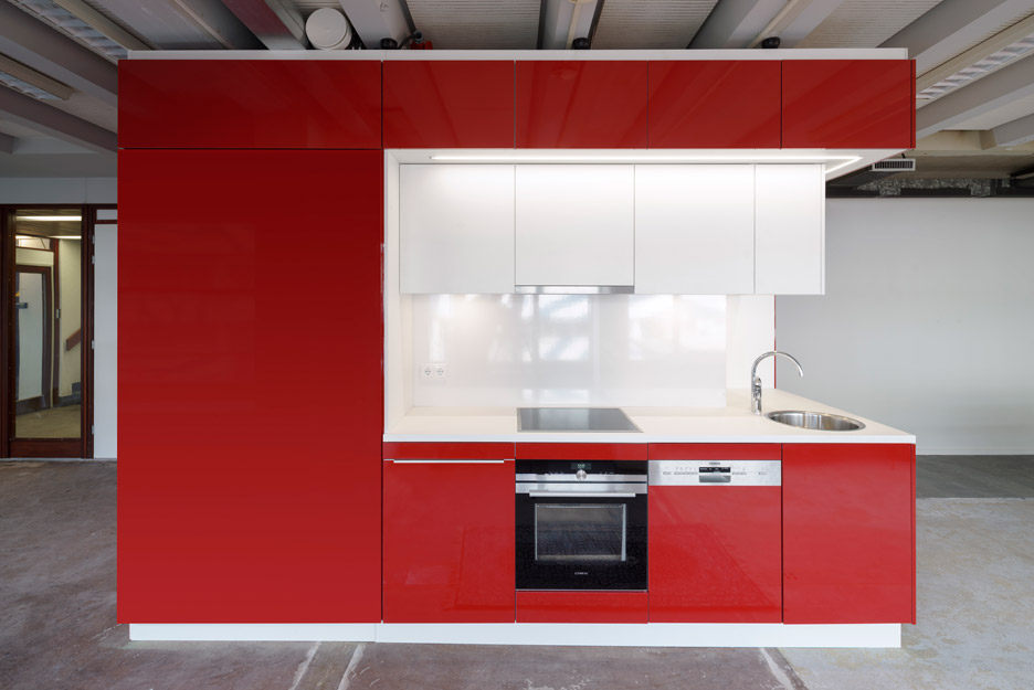 hub-rotterdam-kraaijvanger-modular-kitchen-bathroom-unit_rushi_1568_0.jpg