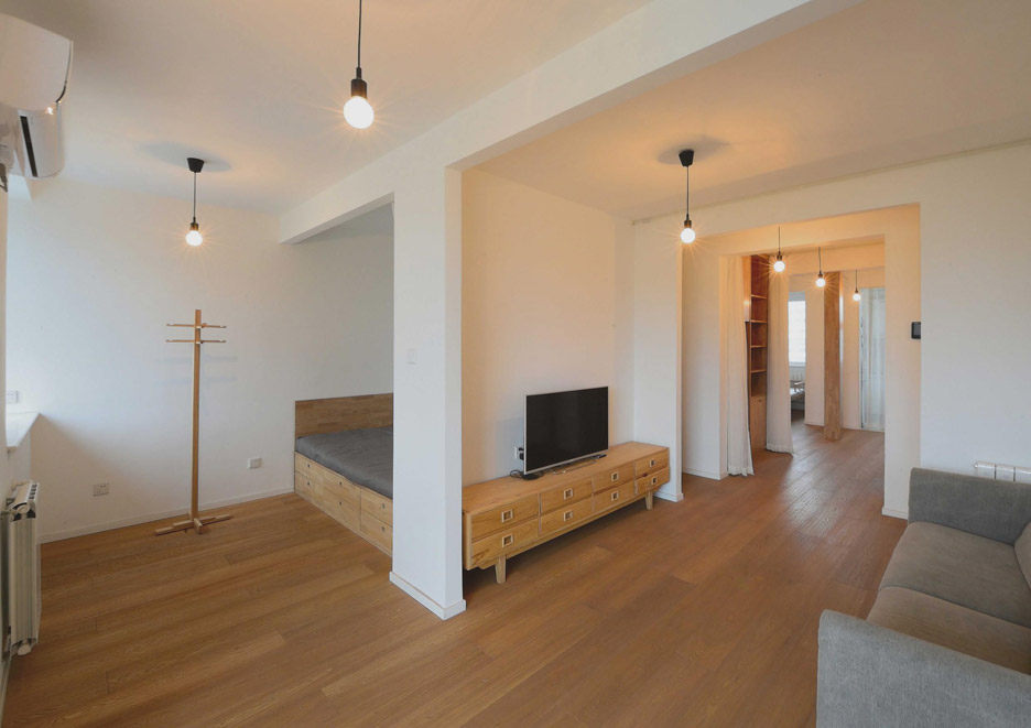 An-apartment-without-centre_Lee-Chul-Liu-Jing_Interior-renovation_Beijing_China_rushi_sq.jpg