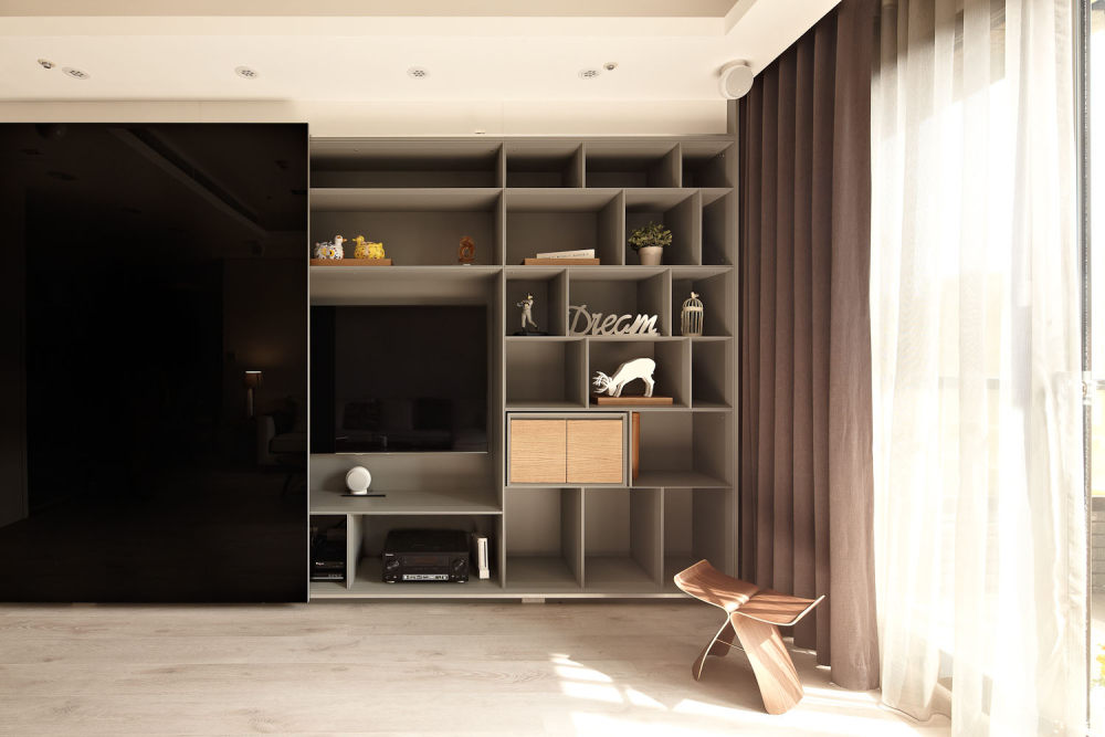 sun-from-the-west-coast-contemporary-apartment-in-taipei-by-alfonso-ideas-01.jpg