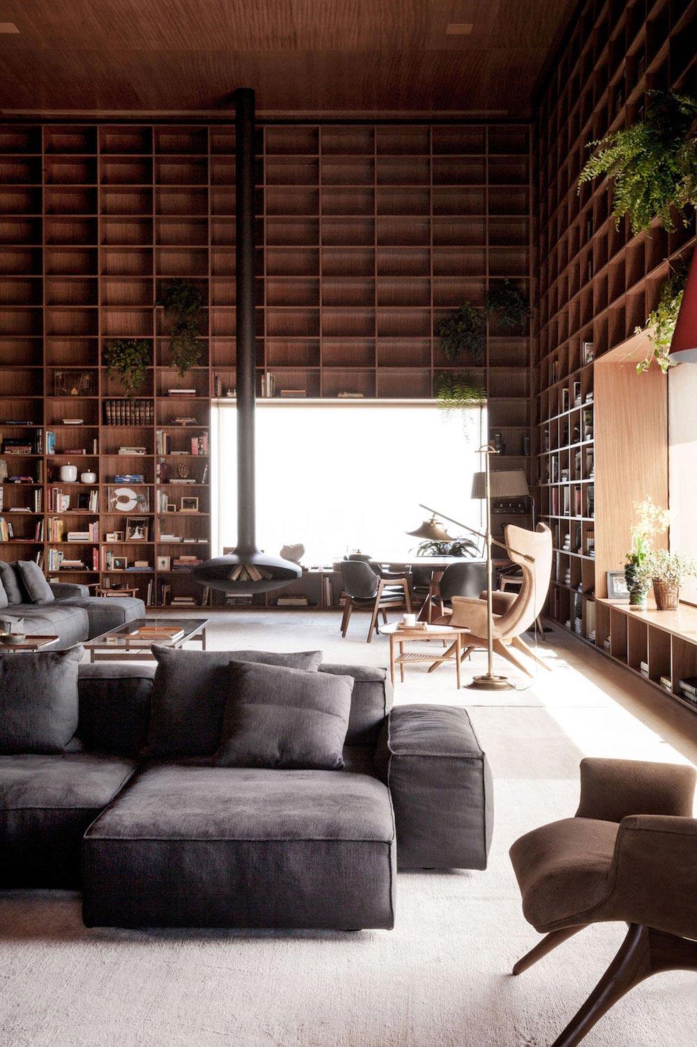 sao-paulo-penthouse-design-order-create-cozy-solemn-atmosphere-01.jpg