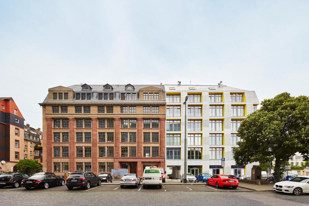 renovation-historic-building-contemporary-addition-netplete-original-volume-rushi-01.jpg