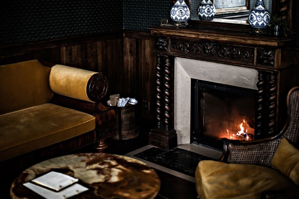 p1_hotel_providence_paris_photo_benoit_linero_chambre_aux_oiseaux_rushi.jpg