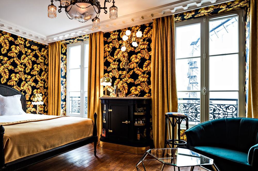 p1_hotel_providence_paris_photo_benoit_linero_chambre_aux_oiseaux_rushi.jpg