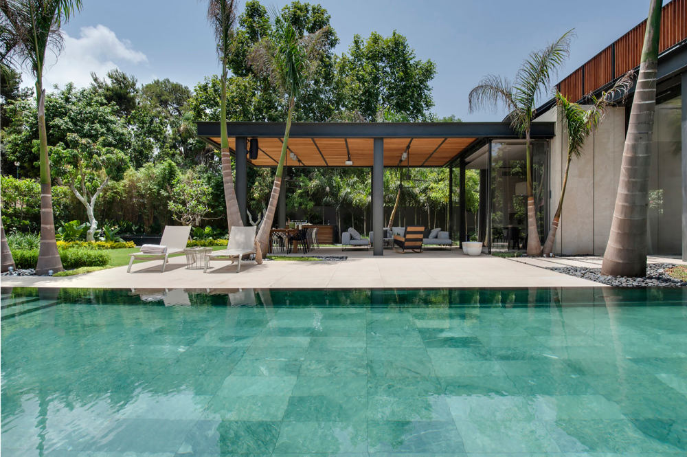 the-b-house-01.jpg