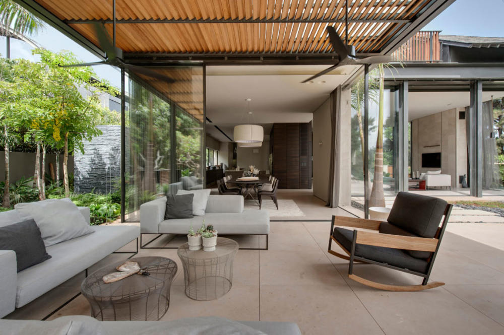 the-b-house-01.jpg