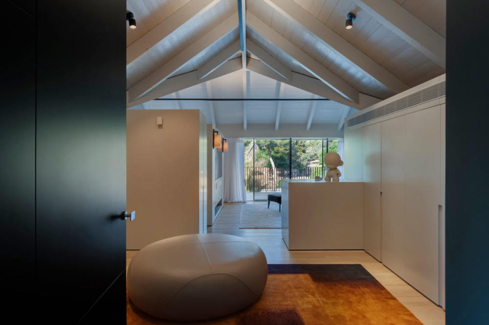 the-b-house-01.jpg