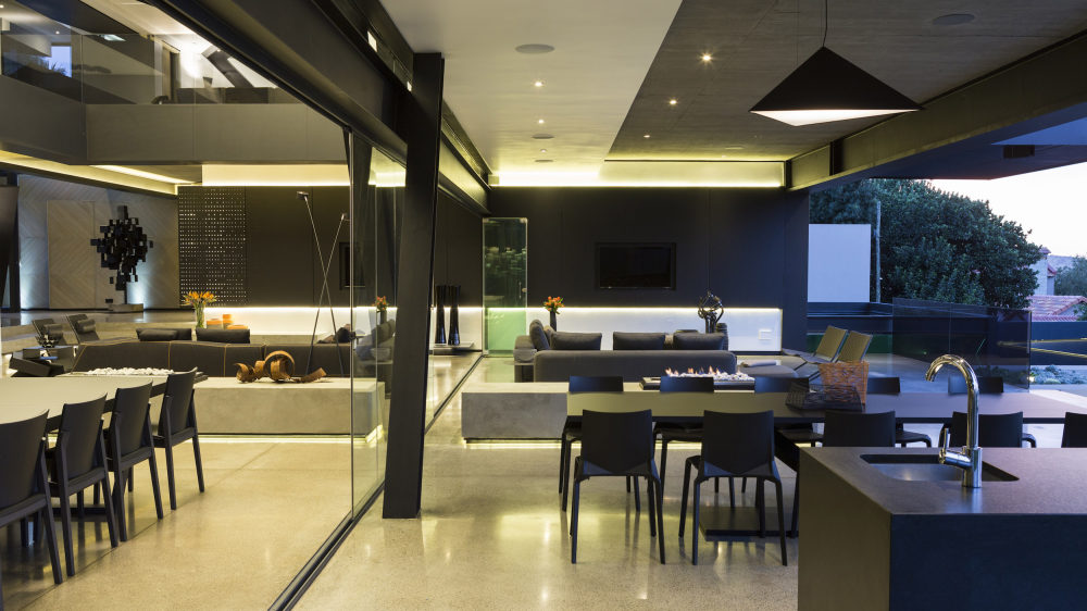 kloof-road-masterpiece-house-in-johannesburg-by-nico-van-der-meulen-architects-01.jpg