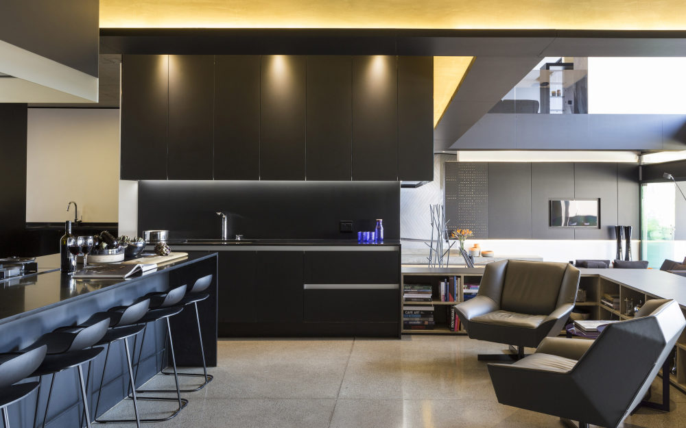 kloof-road-masterpiece-house-in-johannesburg-by-nico-van-der-meulen-architects-01.jpg