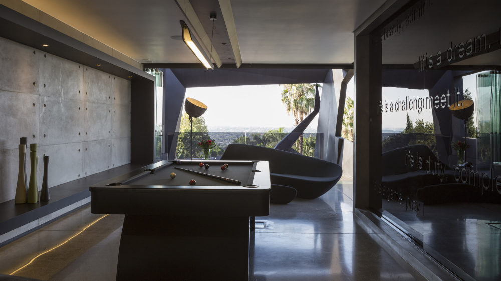 kloof-road-masterpiece-house-in-johannesburg-by-nico-van-der-meulen-architects-01.jpg