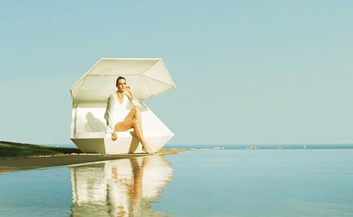 VONDOM-FAZ-Daybed-1.jpg
