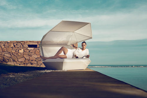 VONDOM-FAZ-Daybed-1.jpg
