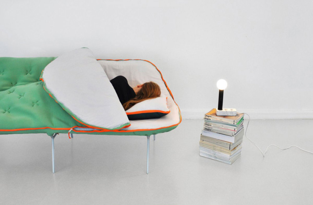 stephanie-hornig-camp-sofa-rushi-01.jpg