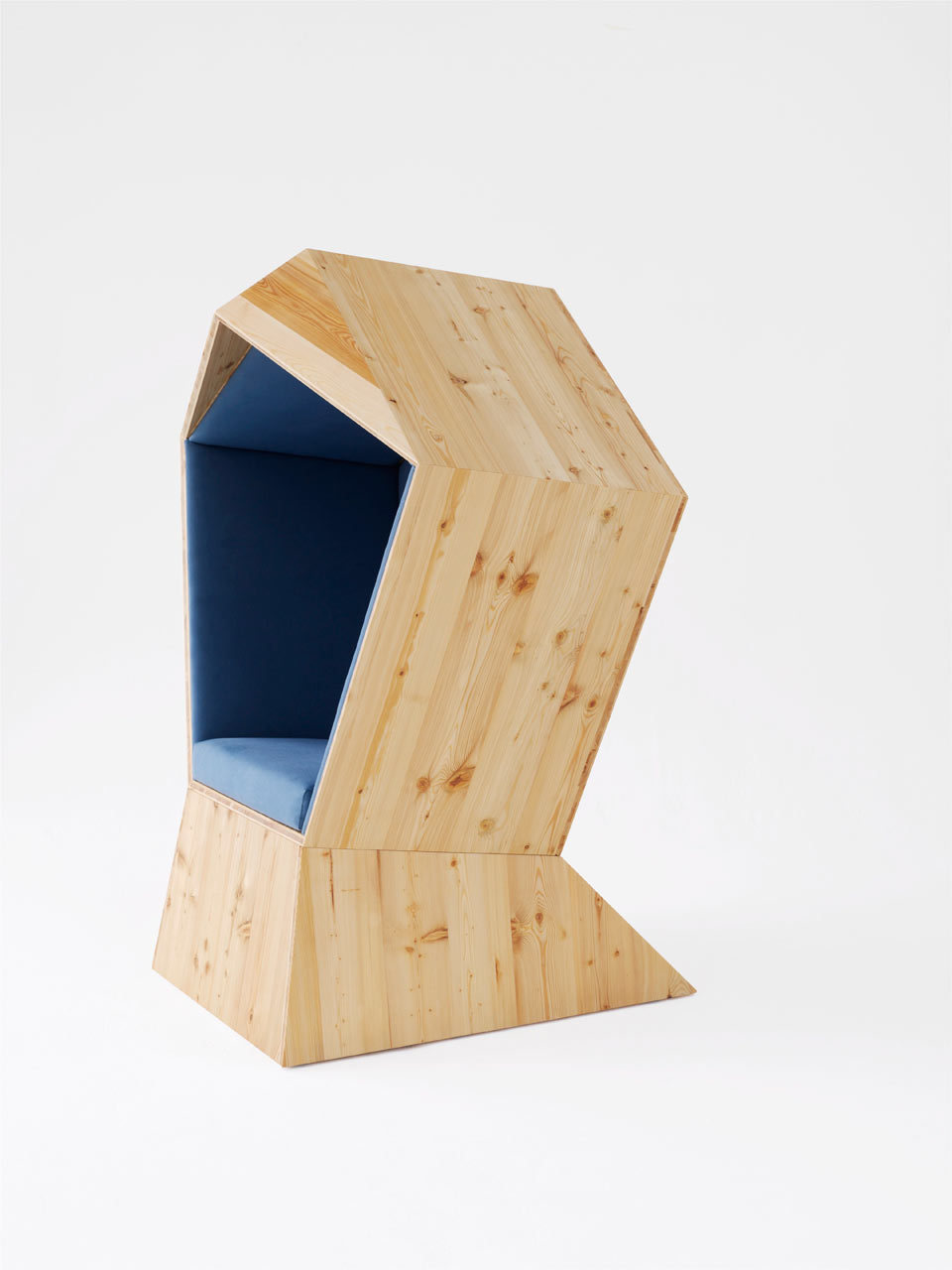 quiet-call-coworking-furniture-yilt.jpg
