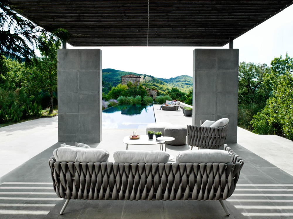 Tosca-Outdoor-Monica-Armani-Tribu-1.jpg