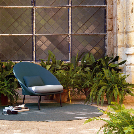 Mut-Design-Twins-lounge-chairs_rushi_sq.jpg