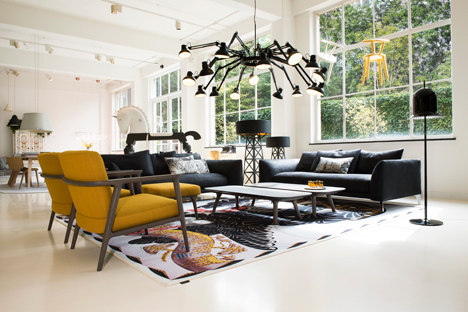 Mosnter-Chair-Divina-Marcel-Wanders-Moooi_rushi_01.jpg
