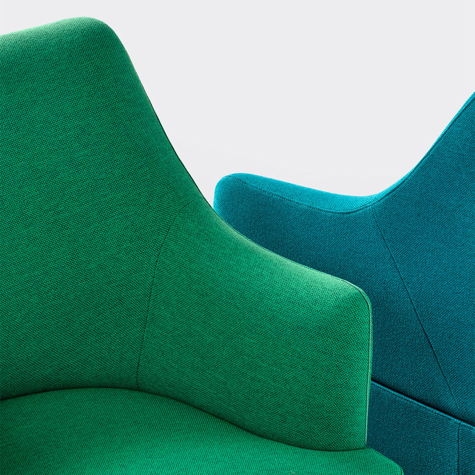 plex-lounge-system-modular-seating-herman-miller-sam-hecht-kim-colin-neocon-2016-office-education-healthcare-industrial-facility-moulded-foam_rushi_1568_2.jpg