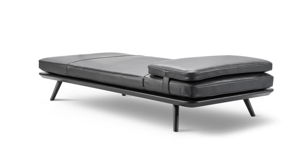 Fredericia-Furniture-Spine-1-Daybed.jpg