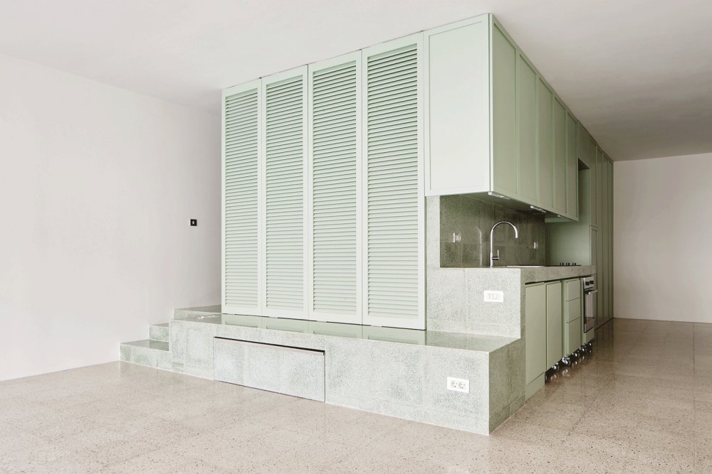 refurbishment-of-a-flat-on-the-casanova-street-by-arquitectura-g-rushi-01.gif