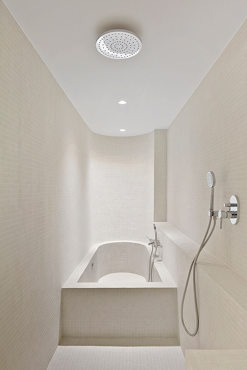 refurbishment-of-a-flat-on-the-casanova-street-by-arquitectura-g-rushi-01.gif