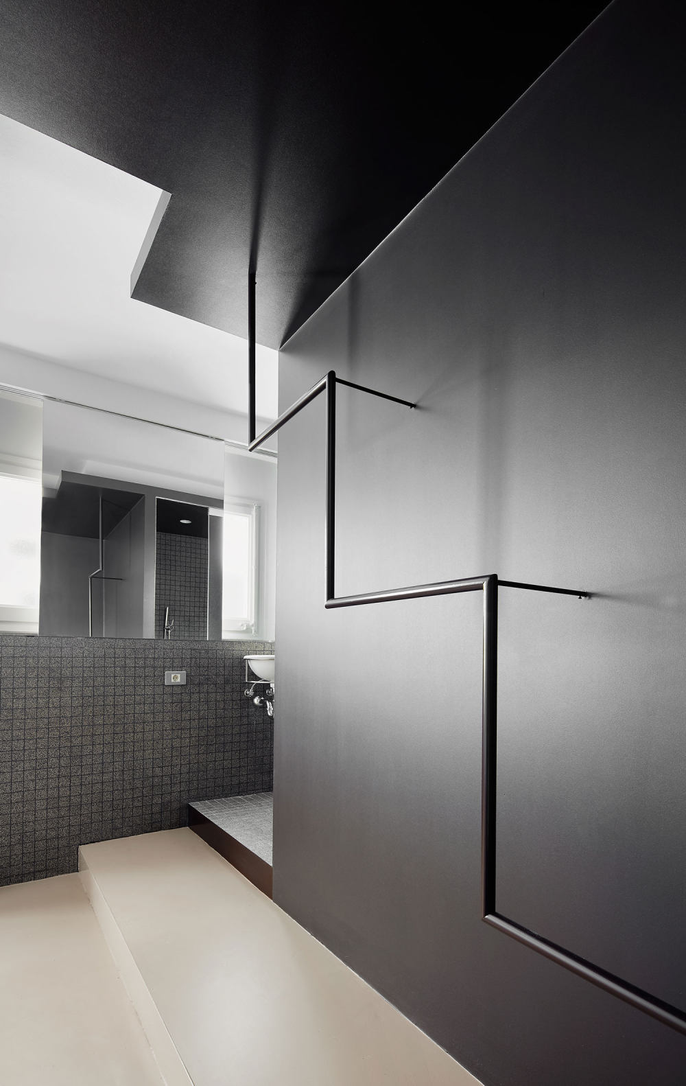 refurbishment-of-a-flat-on-the-casanova-street-by-arquitectura-g-rushi-01.gif