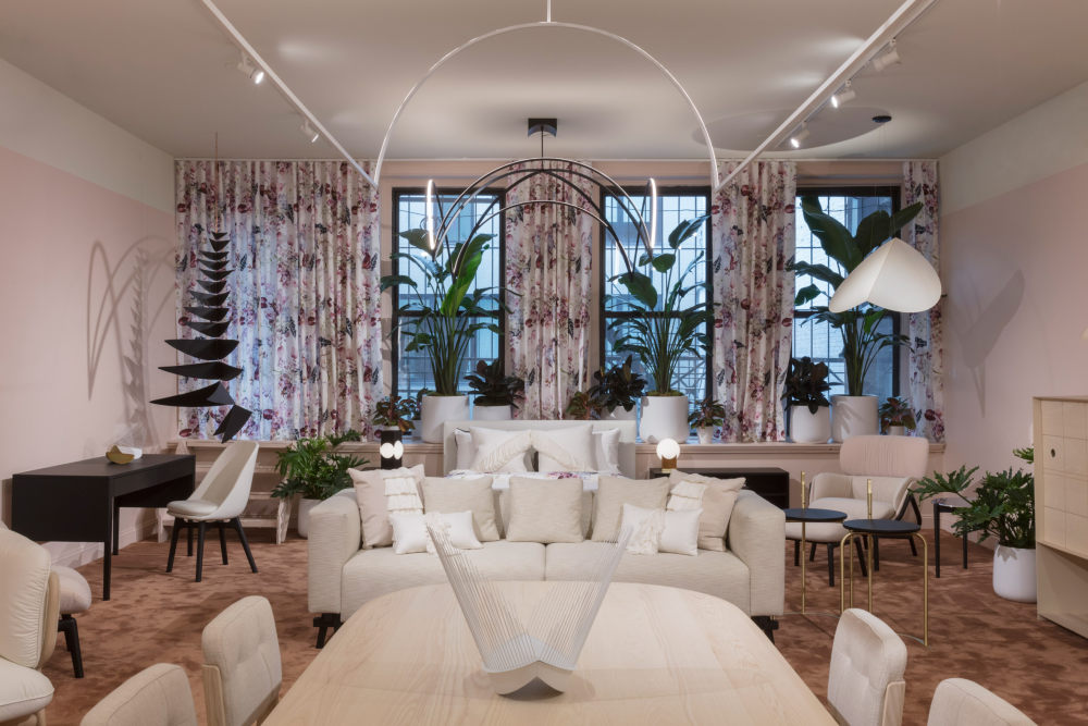 outlines-exhibition-future-perfect-brooklyn-new-york-city-nycxdesign-leliani-zahn-de-la-espada-karl-lighting-furniture-design-interior_rushi_sq3.jpg