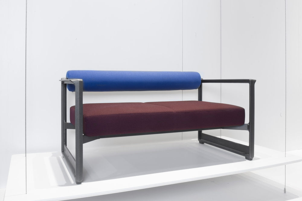 brut-furniture-konstantin-grcic-magis-milan-design-week-_rushi_hero-c.jpg